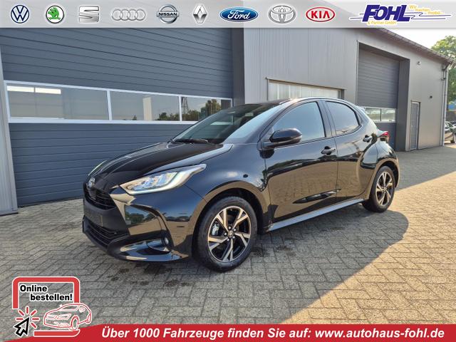 Toyota Yaris - 1.5VVT-iE 116PS Automatik Teamplayer Klimaautomatik Sitzheizung Lenkradheizung Rückf.Kamera 16-LM abged.Scheiben 2xKeyless DAB+ Bluetooth Touchscreen Apple CarPlay Android Auto ACC
