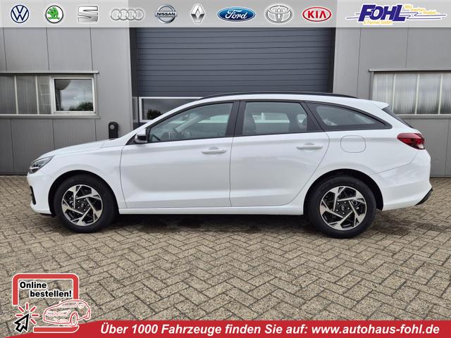 Hyundai i30 Kombi - 1.0 T-GDI 100PS Automatik AbstandsTempomat Toter-Winkel-Assistent Sitzheizung Lenkradheizung Klimaautomatik Navi 10,25"-Touchscreen DAB+ wireless Apple CarPlay + Android Auto PDC v+h Rückf.Kamera 16-LM
