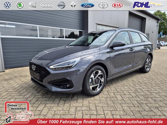Hyundai i30 Kombi - 1.0 T-GDI 100PS Automatik AbstandsTempomat Toter-Winkel-Assistent Sitzheizung Lenkradheizung Klimaautomatik Navi 10,25"-Touchscreen DAB+ wireless Apple CarPlay + Android Auto PDC v+h Rückf.Kamera 16-LM