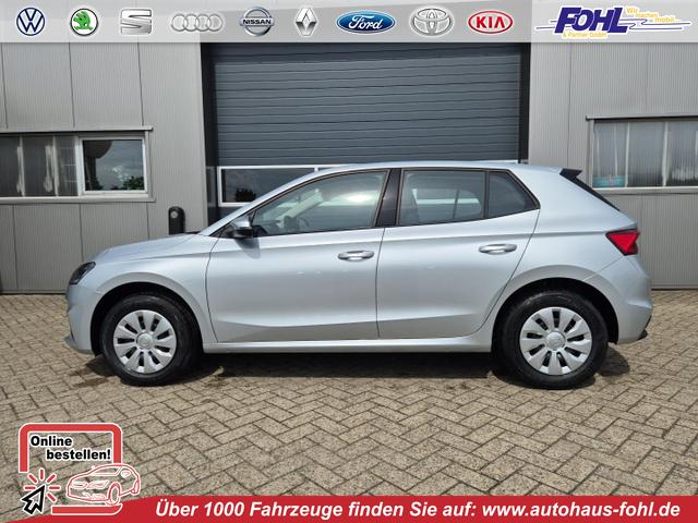 Skoda Fabia - 1.0 TSI 95PS Selection 5-türig Rückf.Kamera Parksensoren Sitzheizung Multifunktionslenkrad Klima Skoda-Radio Bluetooth Touchscreen Tempomat Nebelsch. Apple CarPlay + Android Auto