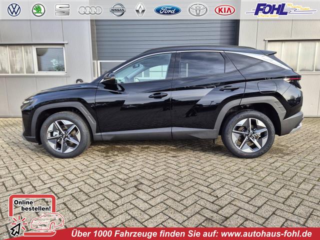 Hyundai TUCSON - Trend 1.6 T-GDI 150PS Automatik TZ 2026 Teil-Leder Sitzheizung v+h Lenkradheizung Klimaautomatik Navi Touchscreen DAB+ Apple CarPlay + Android Auto PDC R&uuml;ckf.-Kamera Matrix-LED-Scheinw.