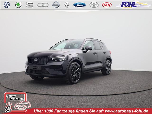 Volvo XC40 - 2.0 Black Edition Plus B4 Mild-Hybrid 197PS Automatik elektr. PanoDach R&uuml;ckf.Kamera PDC v+h ACC el.Heckklappe Harma/Kadon-Sound Klimaautomatik Sitzheizung Lenkradheizung Apple CarPlay Android Auto 20-LM