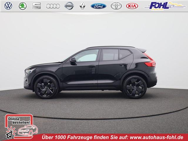 Volvo XC40 - 2.0 Black Edition Plus B4 Mild-Hybrid 197PS Automatik elektr. PanoDach R&uuml;ckf.Kamera PDC v+h ACC el.Heckklappe Harman/Kardon-Sound Klimaautomatik Sitzheizung Lenkradheizung Apple CarPlay Android Auto 20-LM