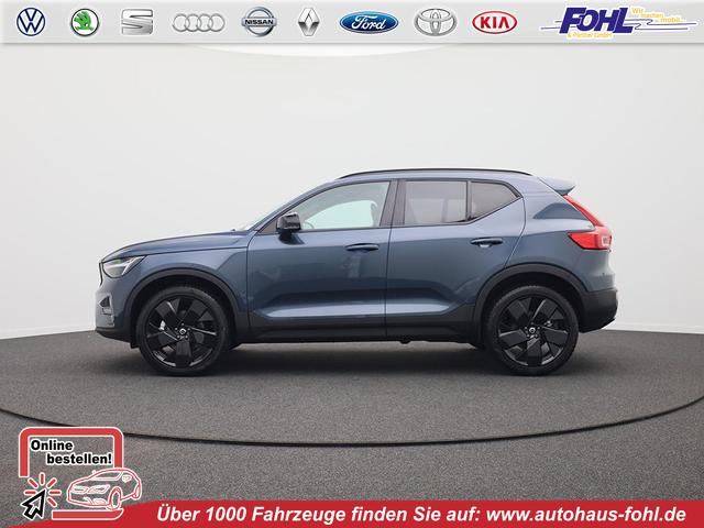 Volvo XC40 - 2.0 Black Edition Plus B4 Mild-Hybrid 197PS Automatik elektr. PanoDach R&uuml;ckf.Kamera PDC v+h ACC el.Heckklappe Harman/Kardon-Sound Klimaautomatik Sitzheizung Lenkradheizung Apple CarPlay Android Auto 20-LM