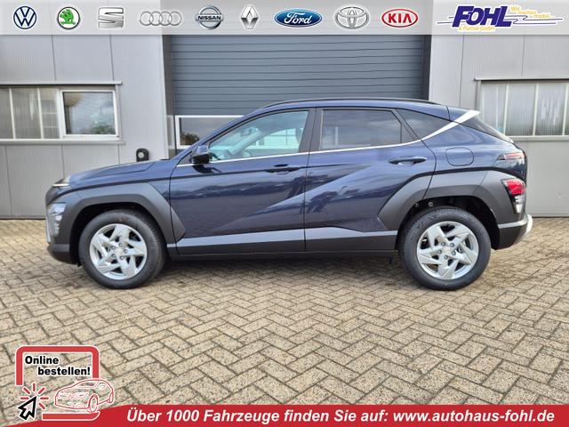 Hyundai KONA - Trend 1.6 T-GDI 150PS Automatik MY2026 Voll-LED-Projektionsscheinw. mit LED-Lichtband Sitzheizung v+h Lenkradheizung ACC Klimaautomatik Navi Touchscreen DAB+ Apple CarPlay + Android Auto PDC R&uuml;ckf.Kamera 2xKeyless 17-LM