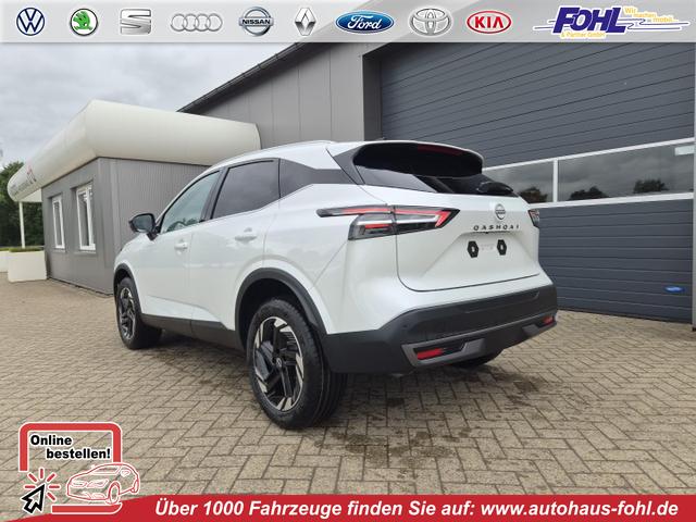 Nissan Qashqai - 1.3 DIG-T MHEV 158 PS X-Tronic N-Connecta Teil-Leder PanoGlasdach Klimaautomatik Sitzheizung Lenkradheizung Navi ACC PDC v+h 360&deg;Kamera DAB Bluetooth Touchscreen Apple CarPlay Android Auto 18"LM