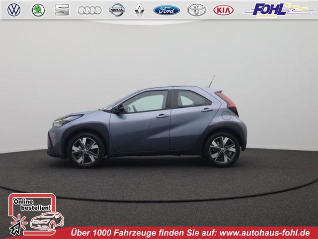 Toyota Aygo X - Pure 1.5 Hybrid 116PS Automatik Sitzheizung Klimaautomatik AbstandsTempomat Multifunktionslenkrad Radio Bluetooth Touchscreen Apple CarPlay + Android Auto