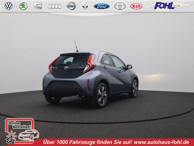 Toyota Aygo X - Pure 1.5 Hybrid 116PS Automatik Sitzheizung Klimaautomatik AbstandsTempomat Multifunktionslenkrad Radio Bluetooth Touchscreen Apple CarPlay + Android Auto
