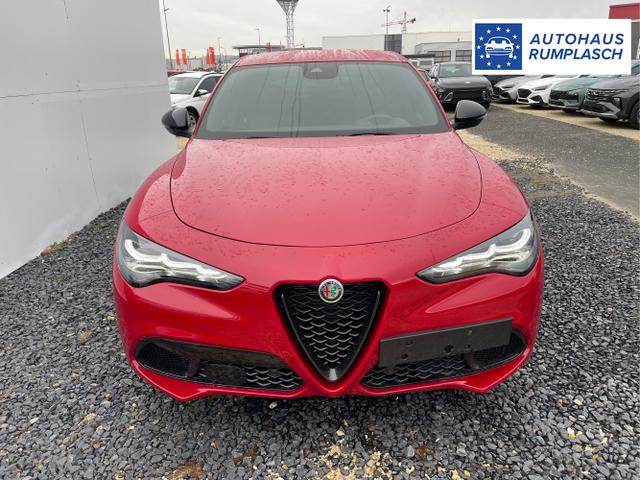 Alfa Romeo / Stelvio / Weiß / / / 