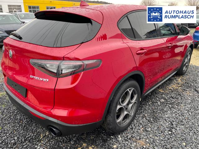 Alfa Romeo / Stelvio / Weiß / / / 