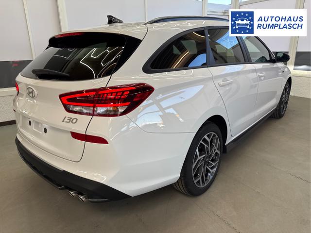 Hyundai / i30 / Weiß / / / N-LINE SHZ NAVI PDC RFK