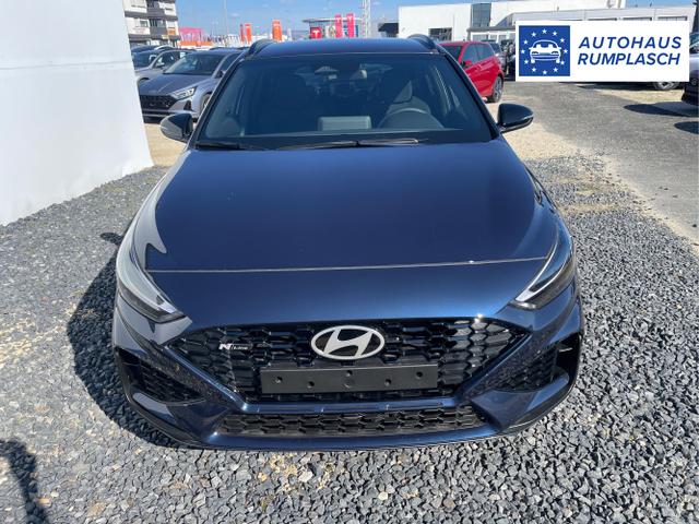 Hyundai / i30 / Weiß / / / 