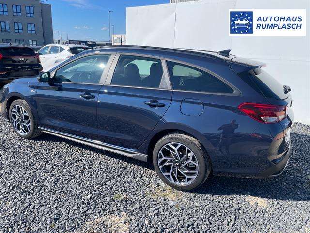 Hyundai / i30 / Weiß / / / 