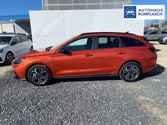 Hyundai / i30 / Weiß / / / 