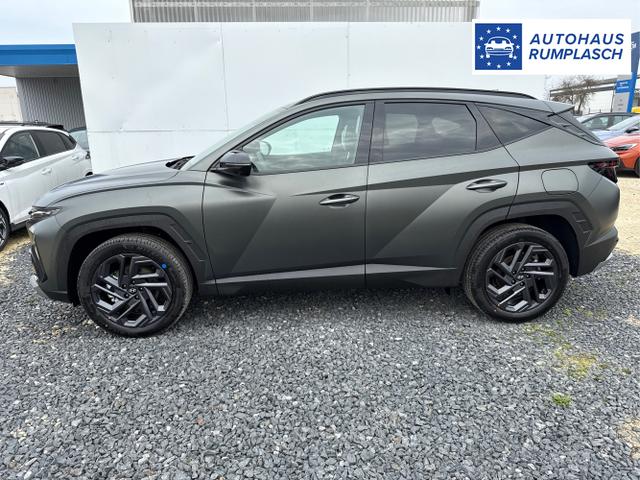 Hyundai / TUCSON FACELIFT / Weiß / / / 