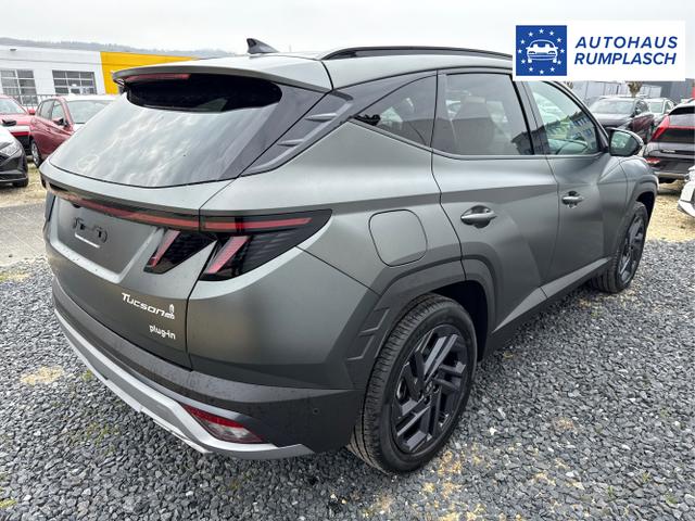 Hyundai / TUCSON FACELIFT / Weiß / / / 