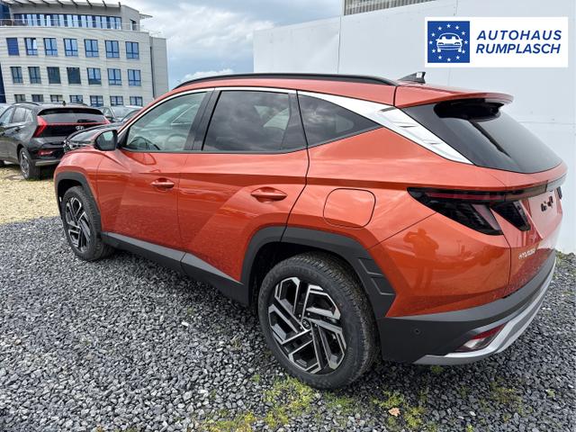 Hyundai / TUCSON FACELIFT / Weiß / / / 