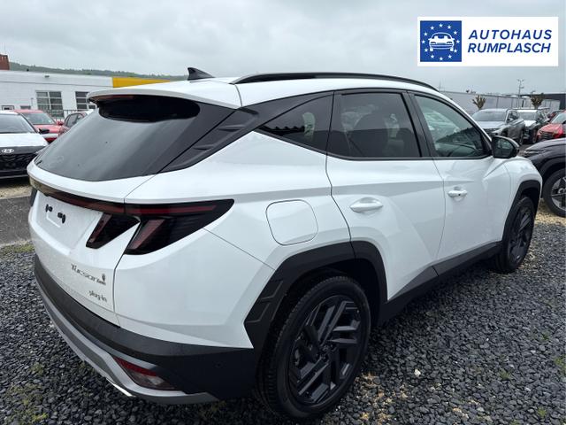 Hyundai / TUCSON FACELIFT / Weiß / / / 