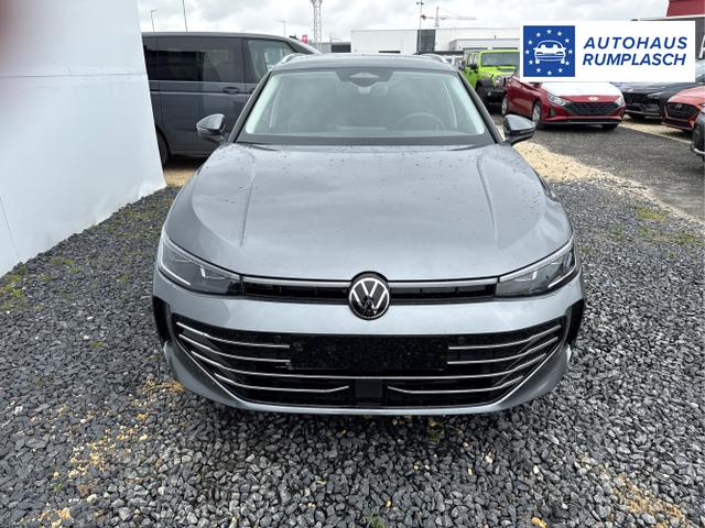 Volkswagen / Passat Variant / Weiß / / / 