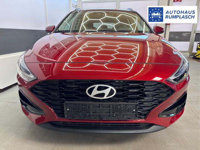 Hyundai / i30 / Rot / / / EDITION NAVI SHZ KLIMAAUTOMATIK RFK LED PDC v+h
