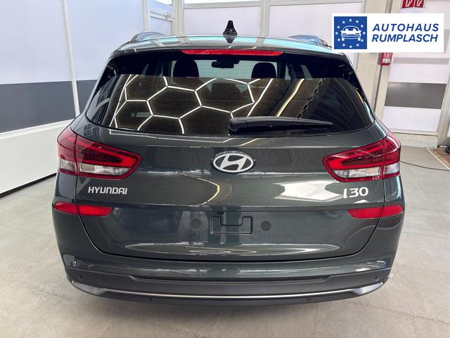 Hyundai i30 Kombi STYLE EDITION NAVI SHZ KLIMAAUTOMATIK RFK LED PDC v+h 