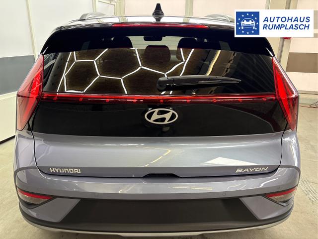 Hyundai / BAYON / Blau / / / DCT ACC SmartSense PLUS NAVI SHZ RFK PDC KLIMAAUTOMATIK