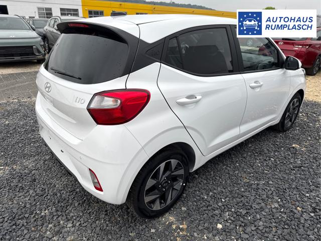 Hyundai / i10 / Weiß / / / AUT NAVI SHZ TEMPOMAT 
