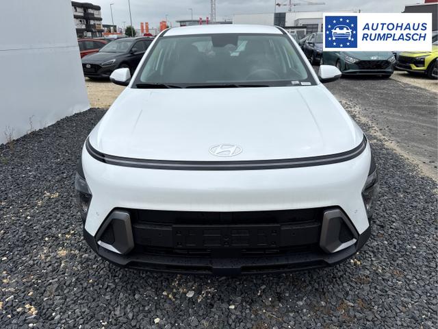 Hyundai / KONA / Weiß / / / NAVI KLIMAAUTOMATIK PDC v+h RFK