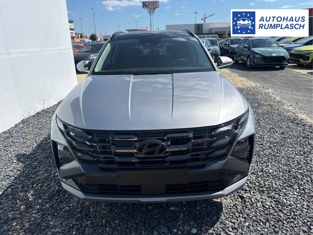 Hyundai / TUCSON / Silber / / / PANO SHZ v+h 18 ALU