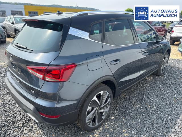 Seat / Arona / Grau / / / NAVI SHZ VOLL LED RFK PDC v+h 18ALU 