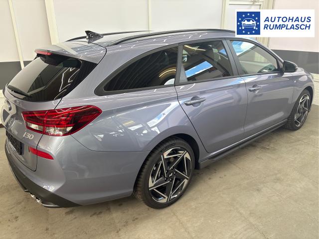 Hyundai / i30 / Blau / / / DCT ACC NAVI RFK WP 