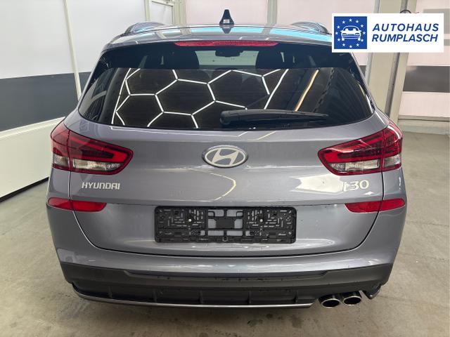 Hyundai / i30 / Blau / / / DCT ACC NAVI RFK WP 