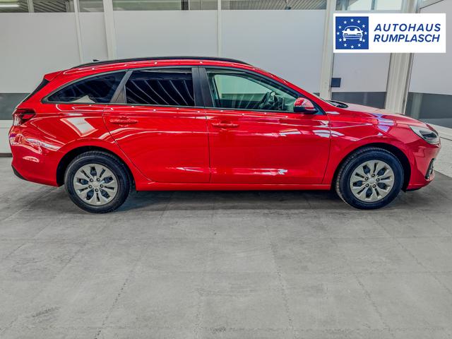 Hyundai i30 Kombi STYLE NAVI RFK LED PDC v+h 