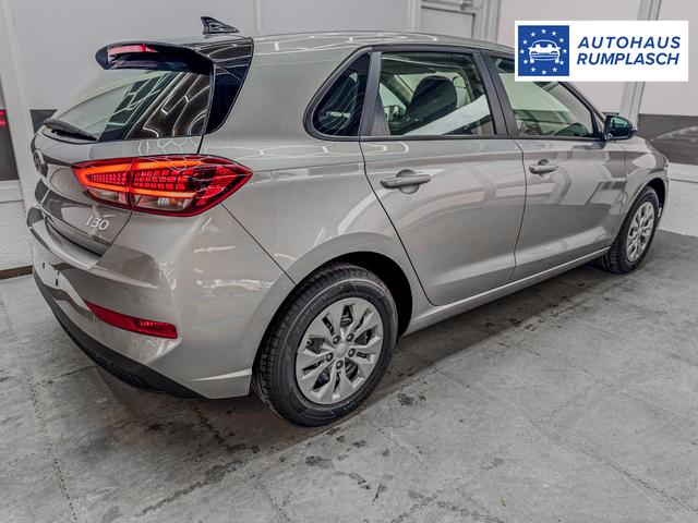 Hyundai i30 STYLE NAVI LED RFK PDC 