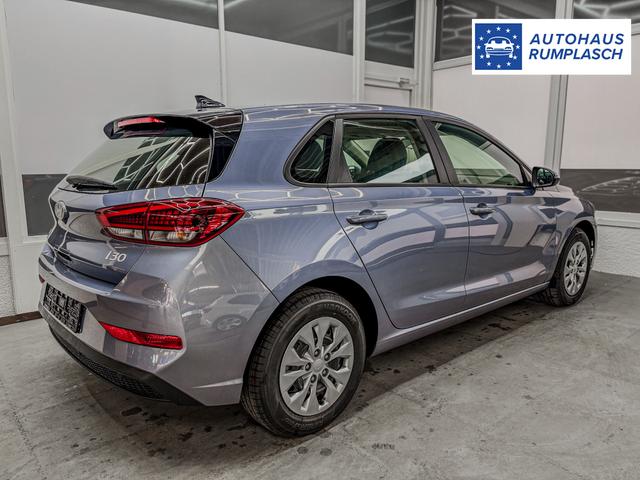 Hyundai i30 STYLE NAVI LED RFK PDC 