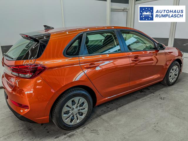 Hyundai i30 STYLE NAVI LED RFK PDC 