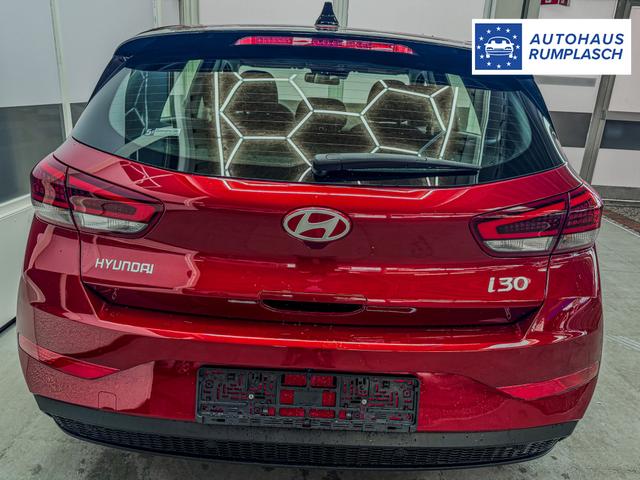 Hyundai i30 STYLE NAVI LED RFK PDC 