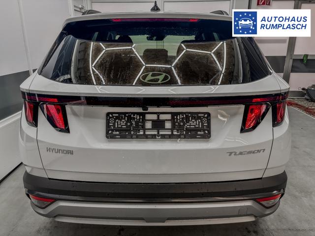 Hyundai TUCSON STYLE KLIMAAUTOMATIK TOTWINKEL NAVI SHZ RFK PDC 