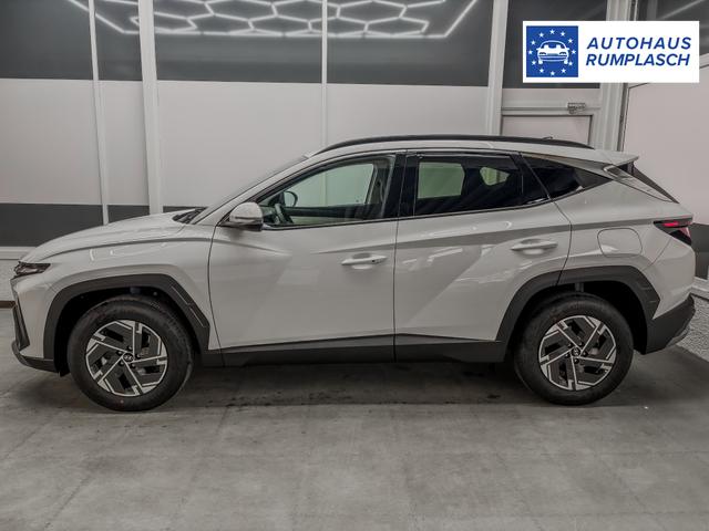 Hyundai TUCSON STYLE KLIMAAUTOMATIK TOTWINKEL NAVI SHZ RFK PDC 