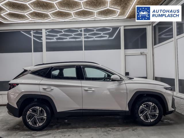 Hyundai TUCSON STYLE AUT KLIMAAUTOMATIK TOTWINKEL NAVI SHZ RFK PDC 