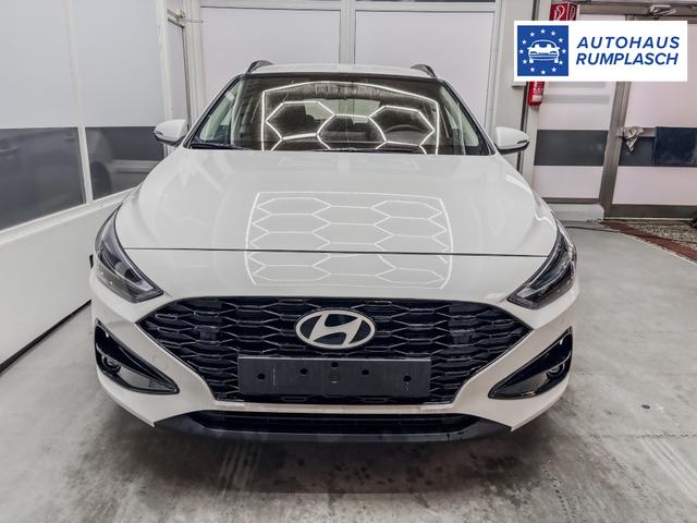 Hyundai i30 Kombi STYLE EDITION NAVI SHZ KLIMAAUTOMATIK RFK LED PDC v+h 
