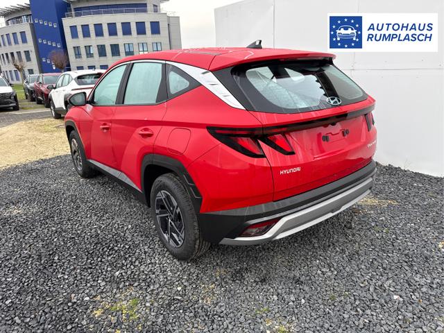 Hyundai / TUCSON / Rot / / / SHZ NAVI PDC RFK