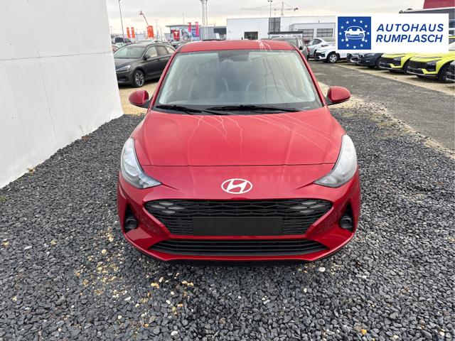 Hyundai / i10 / Rot / / / AUT NAVI SHZ RFK TEMPOMAT 