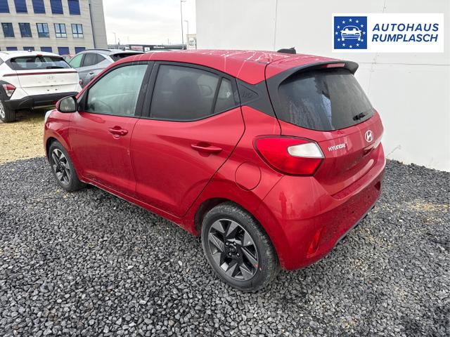 Hyundai / i10 / Rot / / / AUT NAVI SHZ RFK TEMPOMAT 