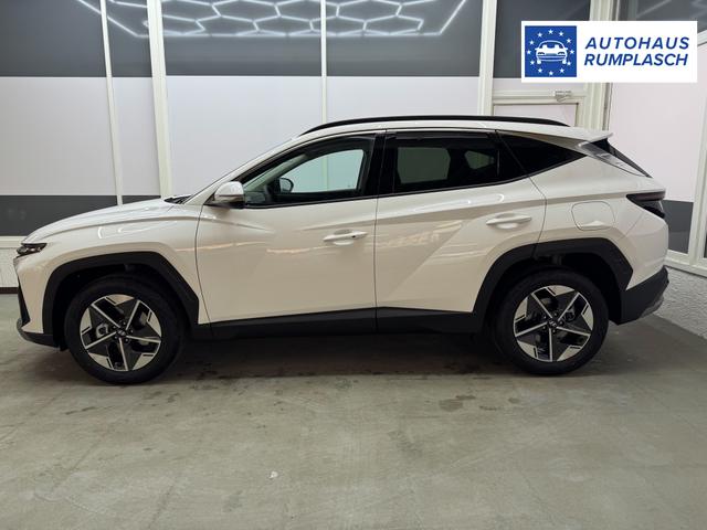 Hyundai TUCSON STYLE AUT ACC 18ALU KLIMAAUTOMATIK TOTWINKEL NAVI SHZ RFK PDC 