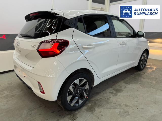 Hyundai i10 PREMIUM AUT SHZ KLIMAAUTOMATIK AMBIENTE ALU RFK PDC NAVI 