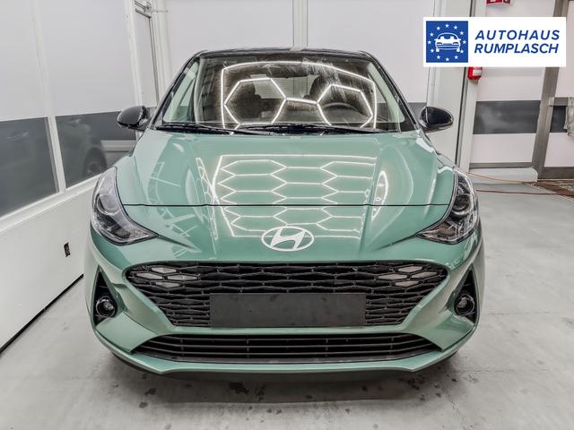 Hyundai i10 PREMIUM AUT SHZ SMART KEY KLIMAAUTOMATIK AMBIENTE ALU RFK PDC NAVI 