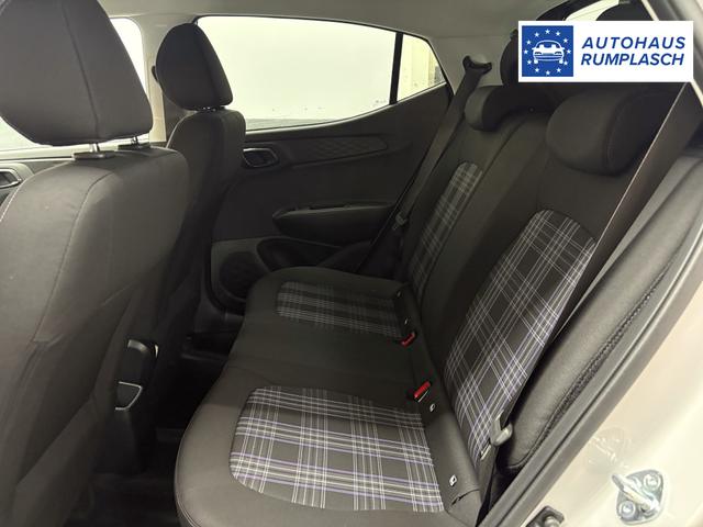 Hyundai i10 PREMIUM AUT SHZ SMART KEY KLIMAAUTOMATIK AMBIENTE ALU RFK PDC NAVI 