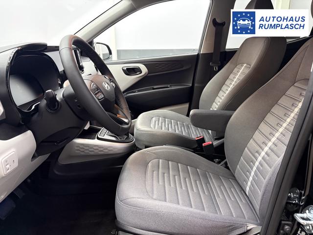 Hyundai i10 PREMIUM AUT SHZ KLIMAAUTOMATIK AMBIENTE ALU RFK PDC NAVI 