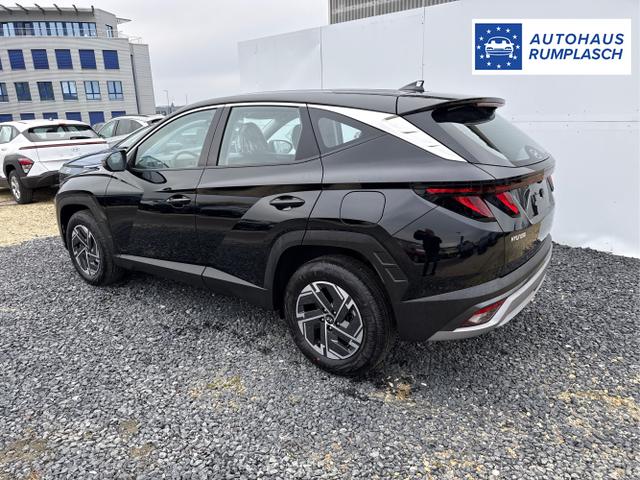 Hyundai / TUCSON / Schwarz / / / SHZ NAVI PDC RFK